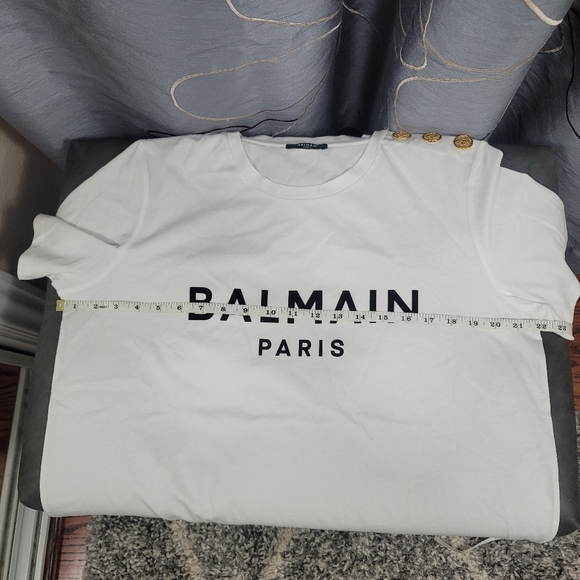 Authentic Balmain Paris shirt - Picture 15 of 15